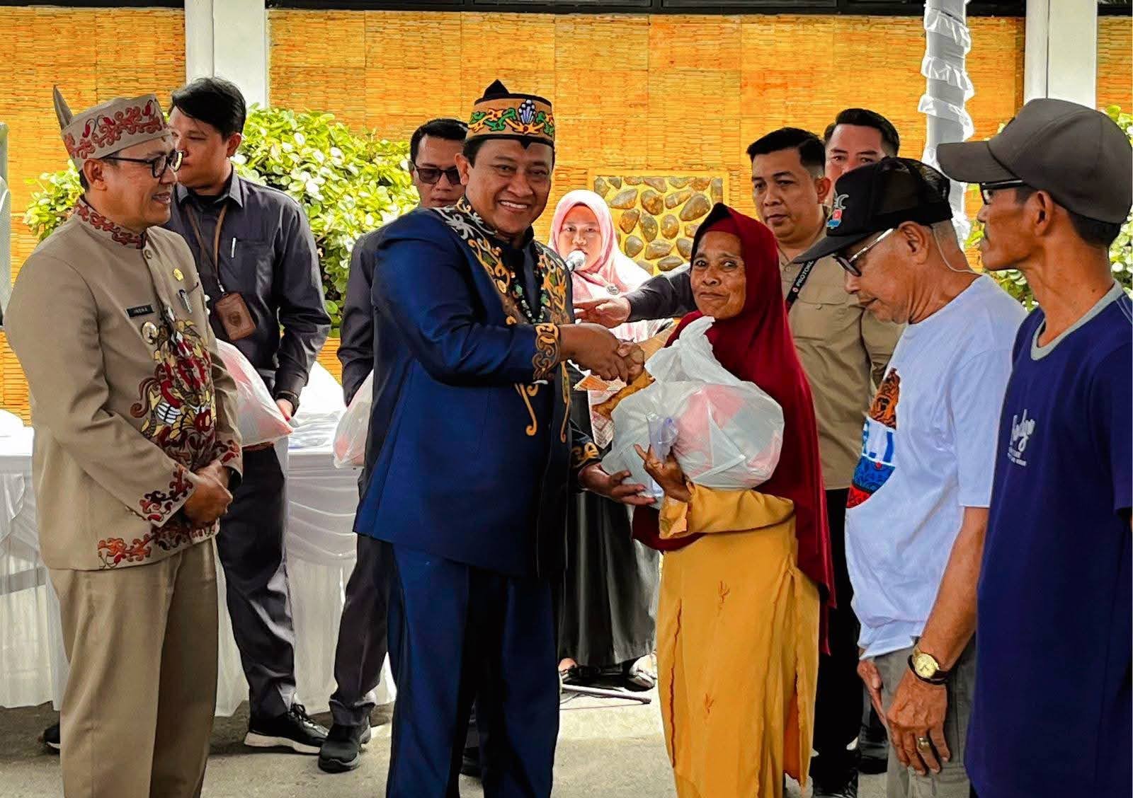 Wagub Kalteng Tinjau Pasar Murah di Teweh Tengah, Wujud Perhatian terhadap Kebutuhan Rakyat